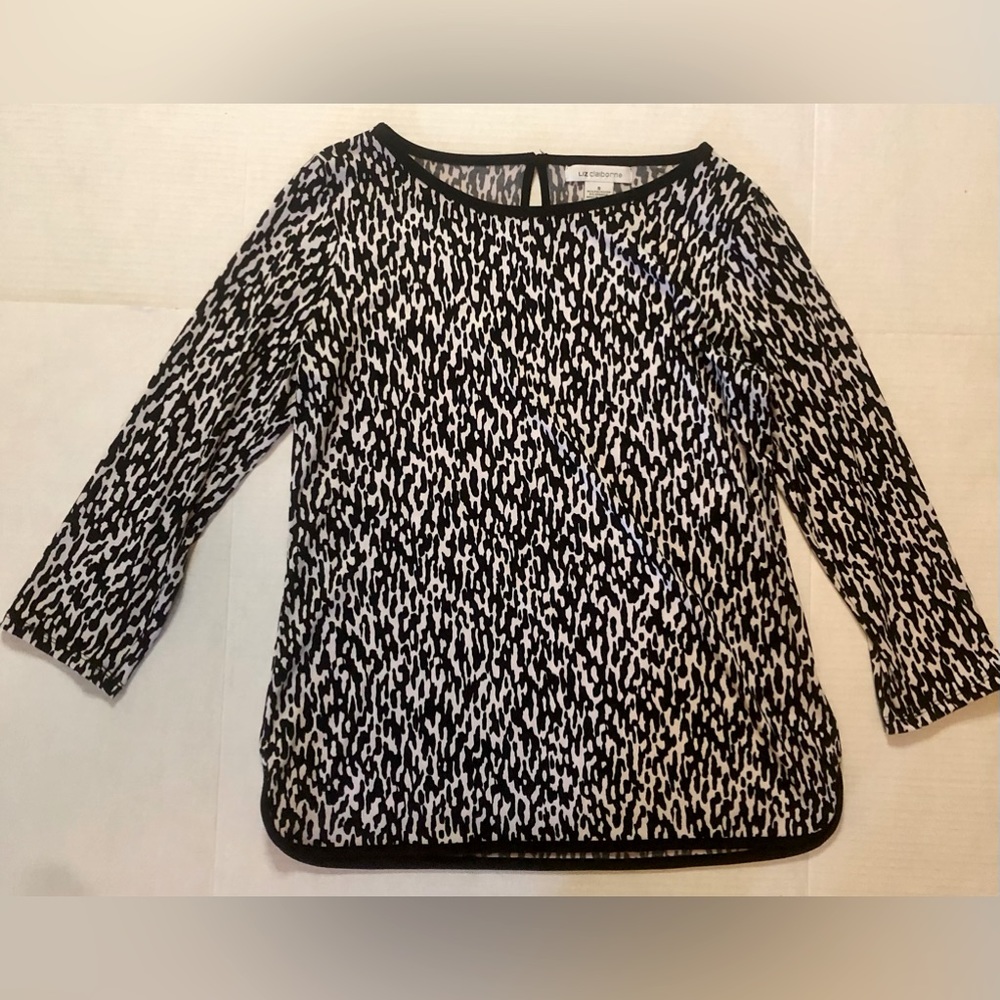 Liz Claiborne Blouse Size S Black and White Pattern